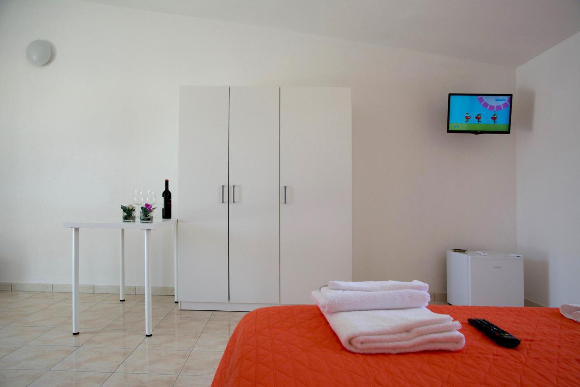 B&B Selene Castelnuovo Cilento Buitenkant foto